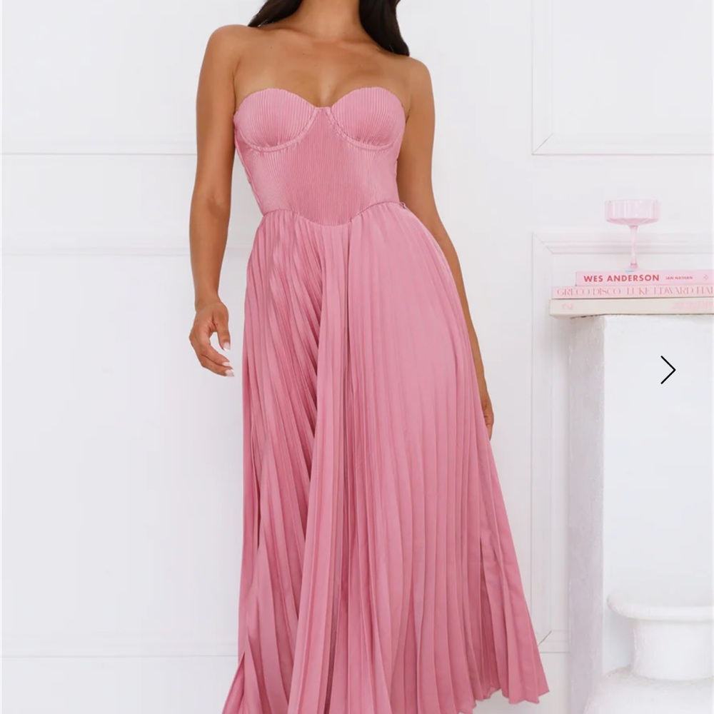 NWOT Hello Molly SUNFLOWER SERENITY PLISSE MAXI DRESS PLUM